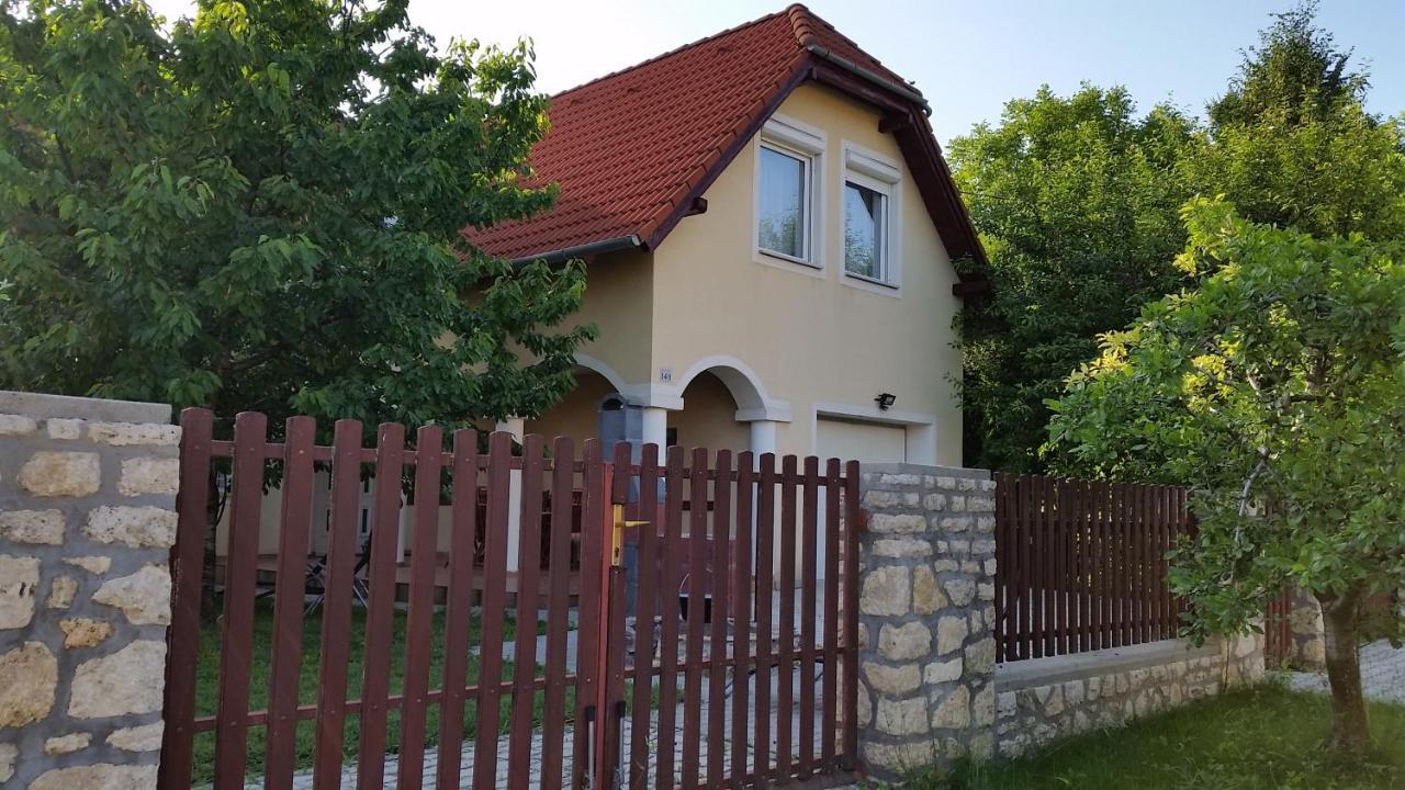 Grand Apartmanhaz Gyenesdiás Exterior photo